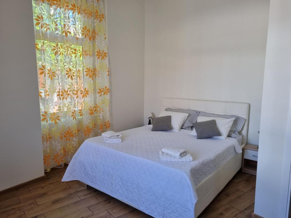 Kvija Rooms 수보티차 외부 사진